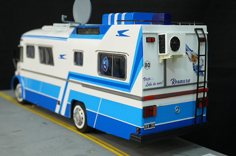 Fabricación y terminación — Motorhome 1:24